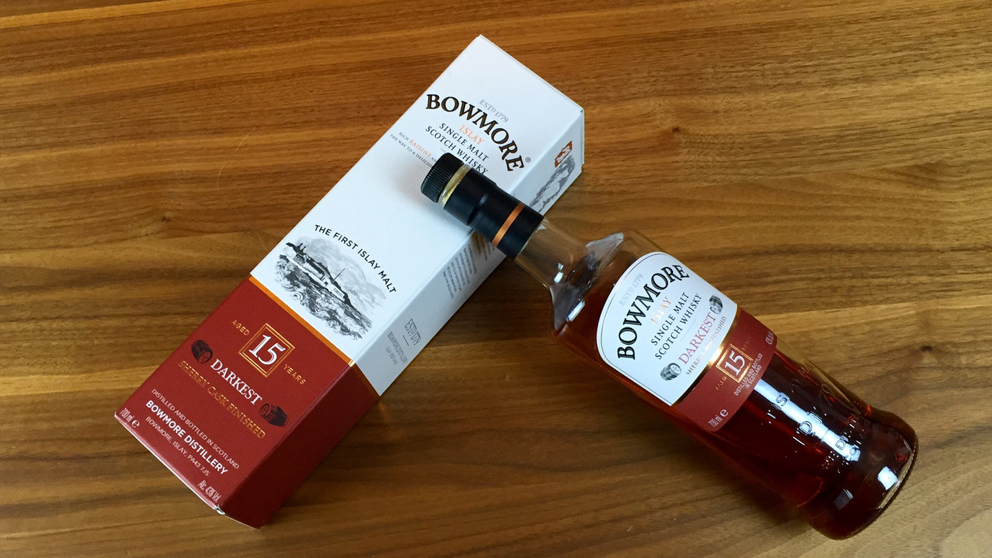 Cover vom Bowmore 15 Darkest